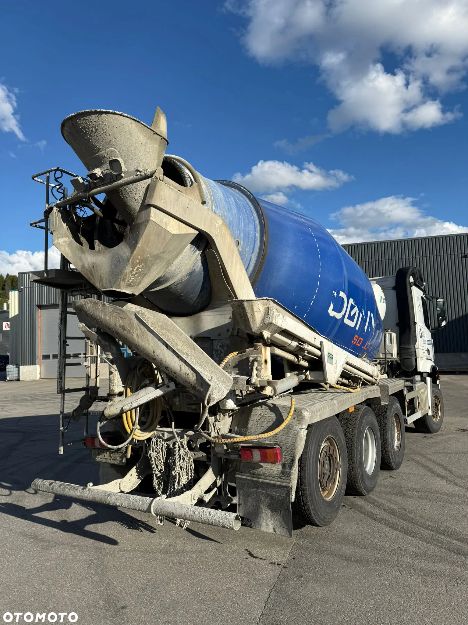 Mercedes-Benz Arocs 3251 8x4, 2017r, euro 6, 10m3 Betonomieszarka + 12m rynna hydrauliczna - 3