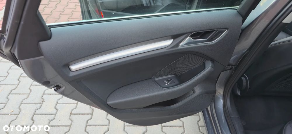 Audi A3 Sportback 2.0 TDI - 15