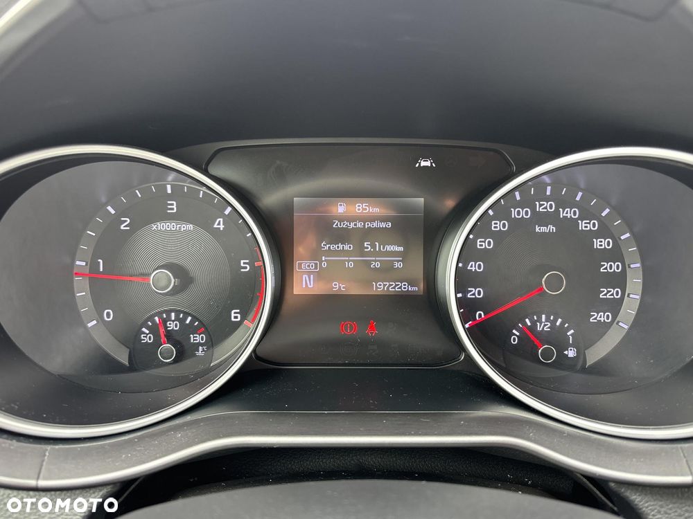 Kia Ceed 1.6 CRDi SCR M - 16