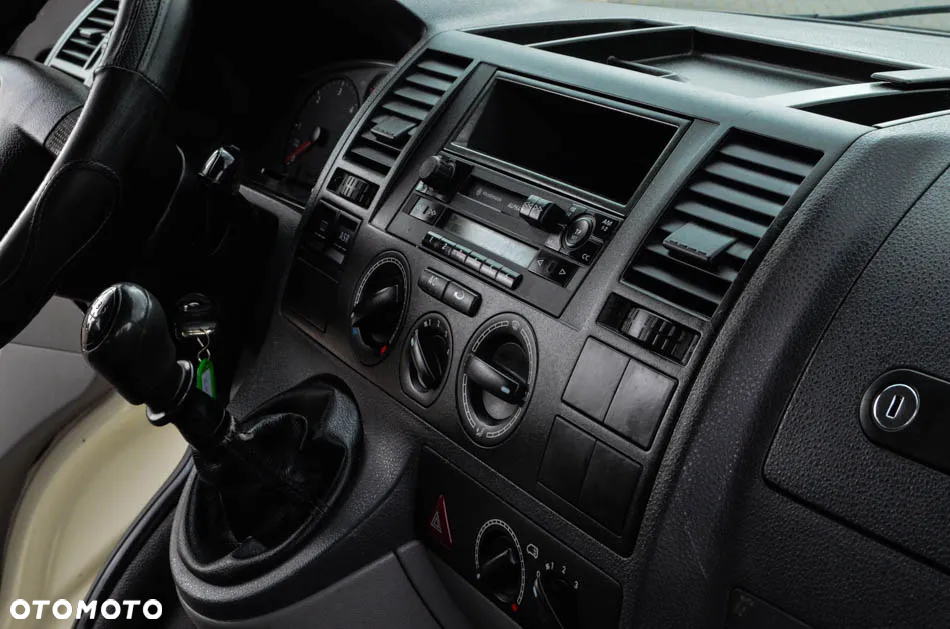 Volkswagen Transporter Multivan Comfortline - 28