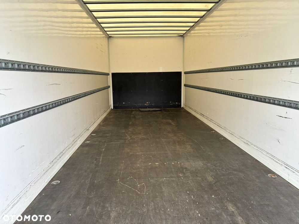 MAN Kontener z windą 1500 kg 2022 rok Izoterma Dhollandia BAR TGL TGM Atego LF FL Eurocargo MBB - 6