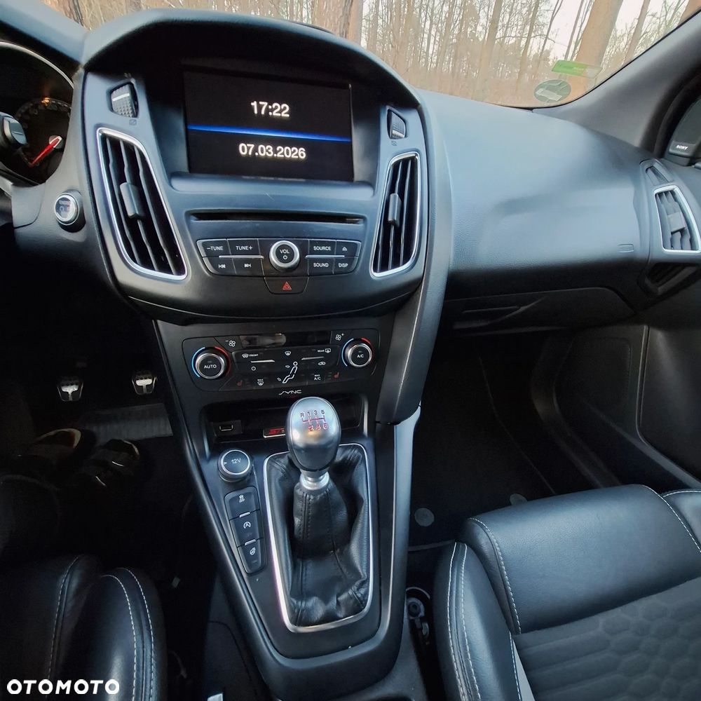 Ford Focus 2.0 TDCi ST-2 - 9