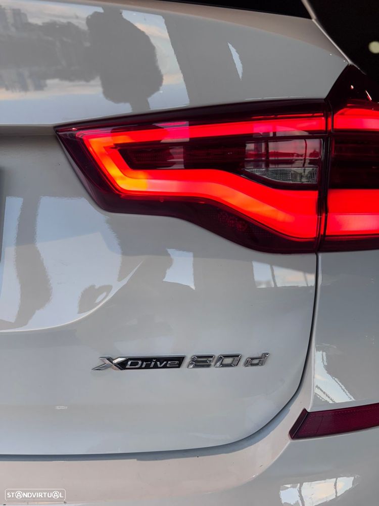 BMW X3 20 d xDrive Line Luxury - 14