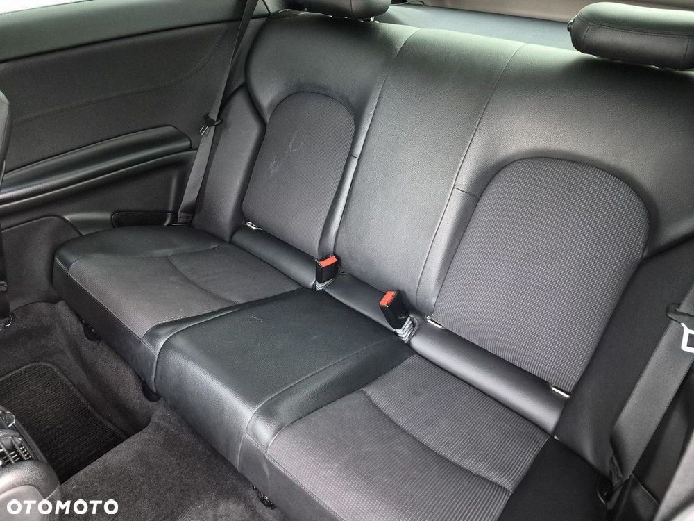 Mercedes-Benz CLC - 25