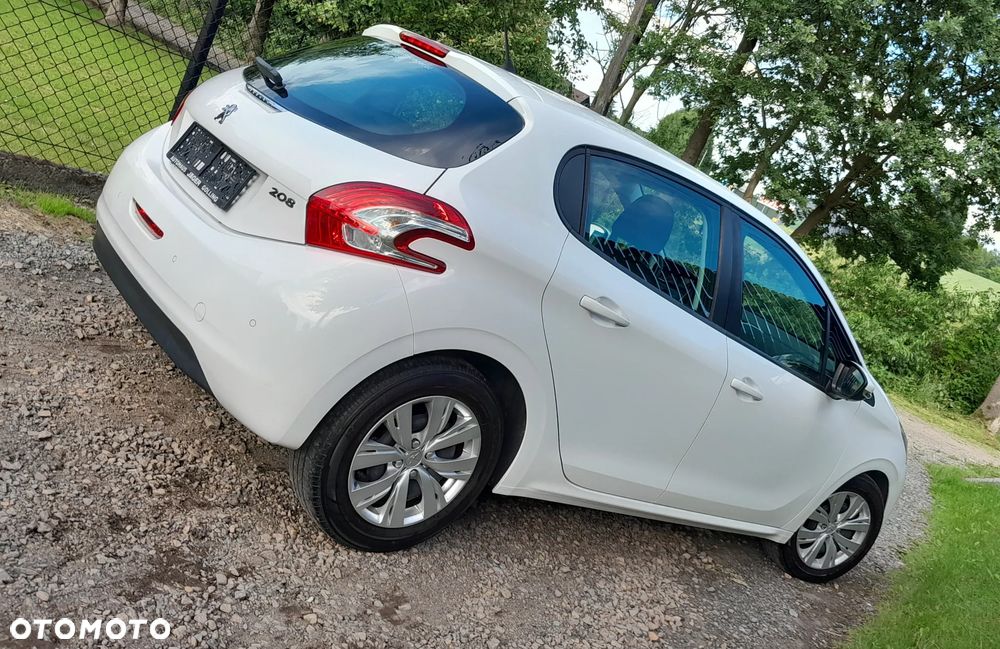 Peugeot 208 - 19