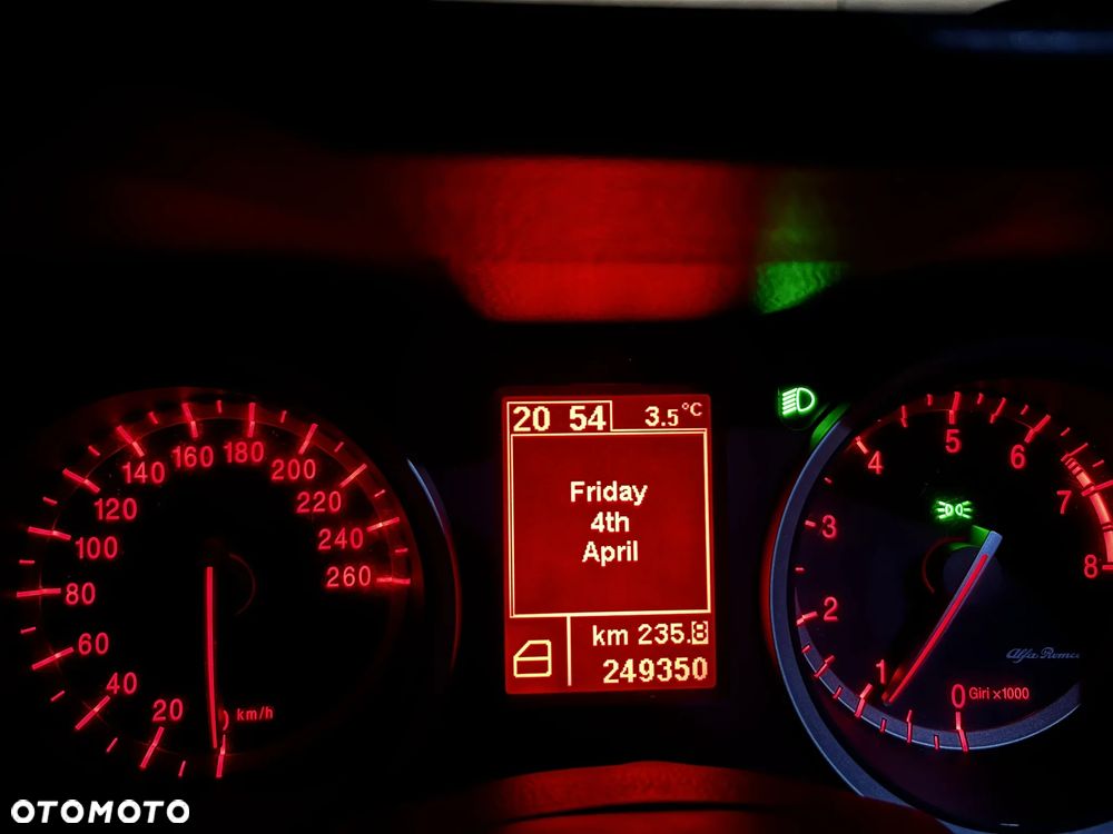 Alfa Romeo 159 1.9JTS Progression - 8
