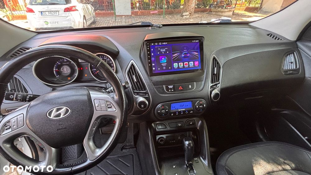 Hyundai ix35 2.0 CRDi 4WD Automatik Finale Silver - 2
