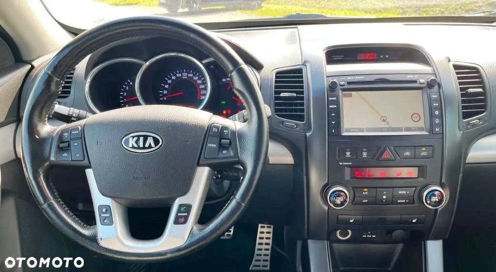 Kia Sorento 2.0 CRDI L 2WD - 32