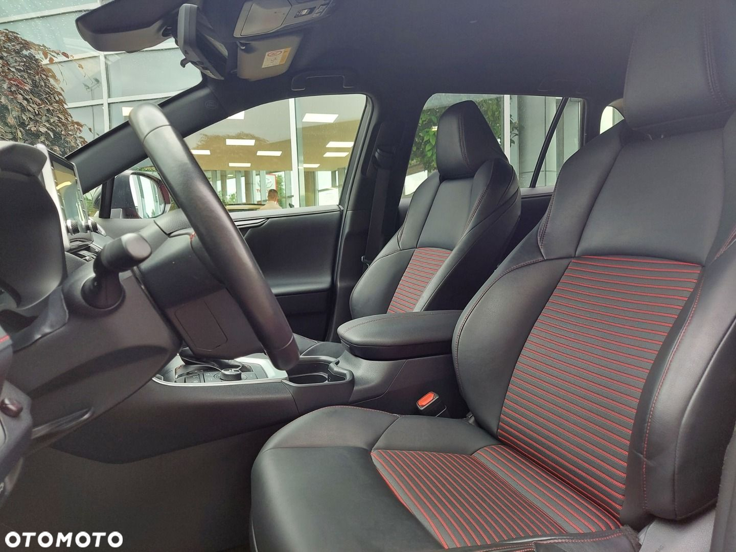 Toyota RAV4 - 7