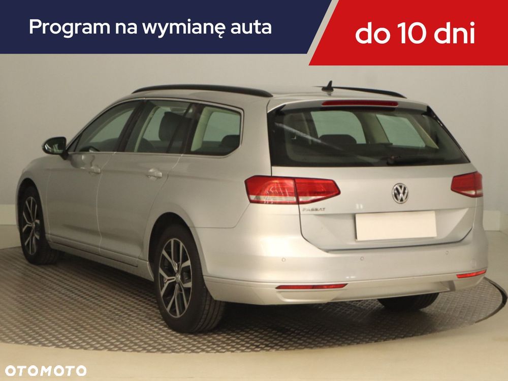 Volkswagen Passat Variant - 6
