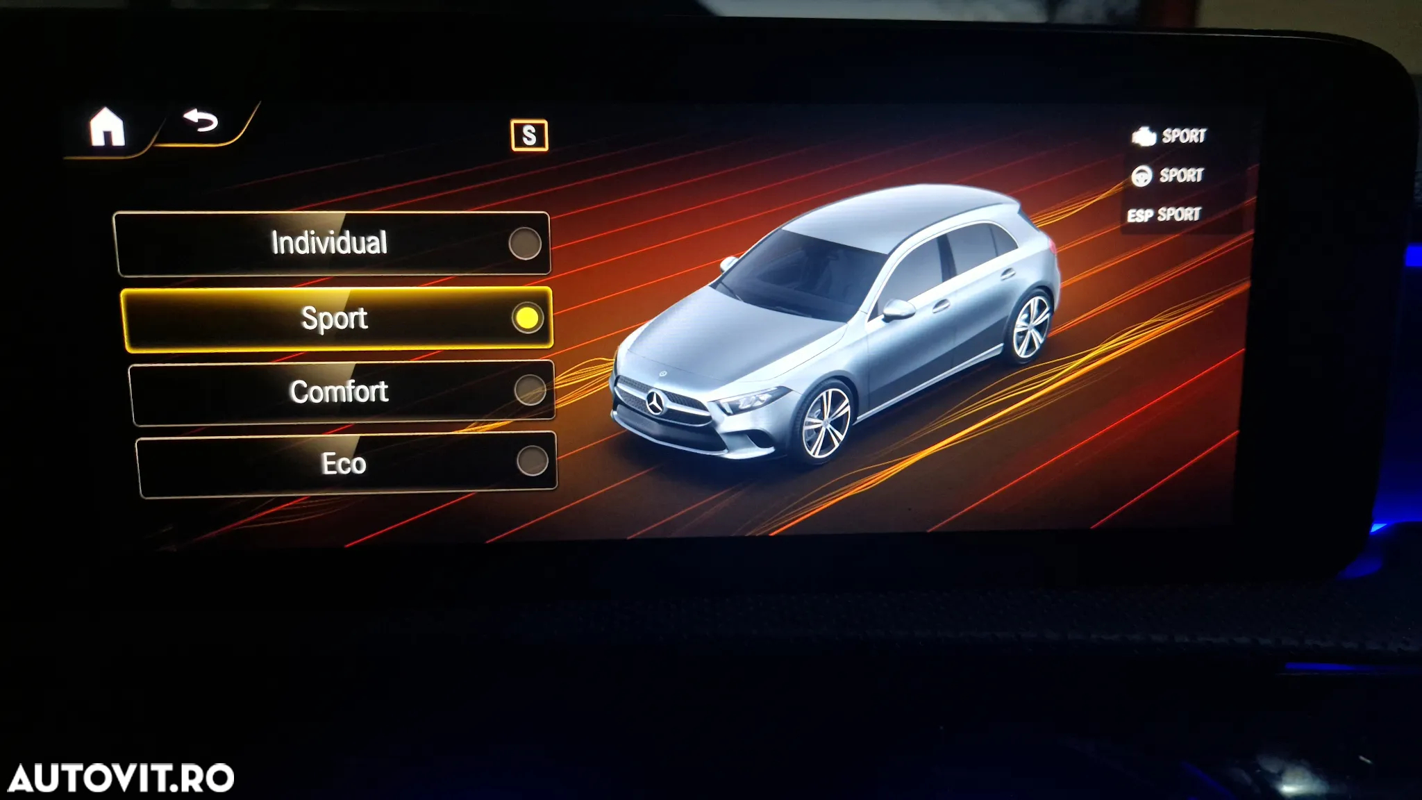 Mercedes-Benz A 180 d 7G-DCT AMG Line - 14