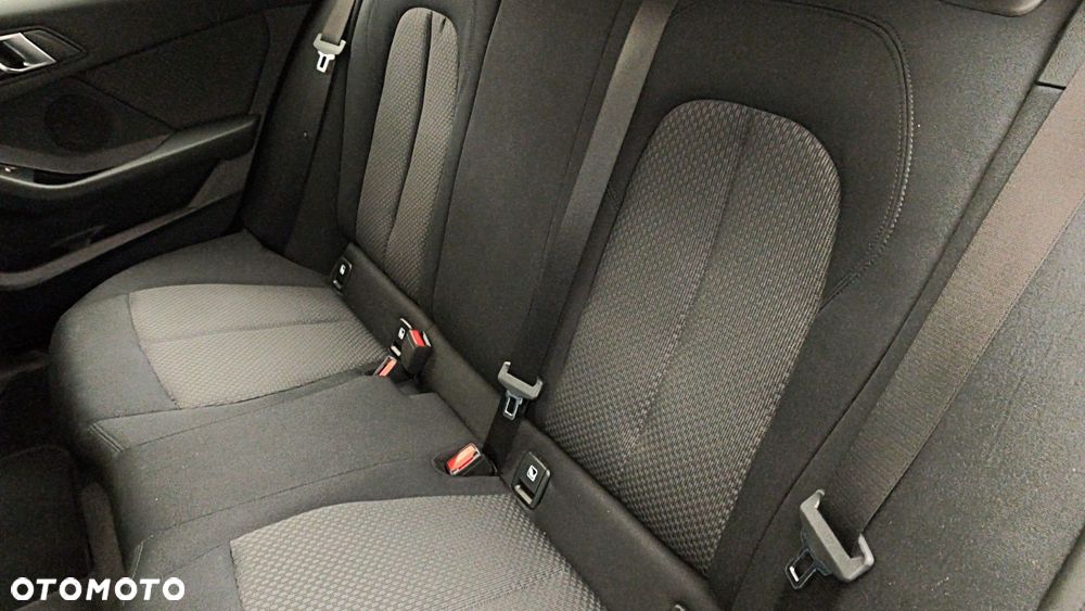 BMW Seria 1 118i Advantage - 13