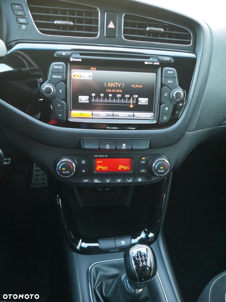Kia Ceed 1.6 GDI Spirit - 17
