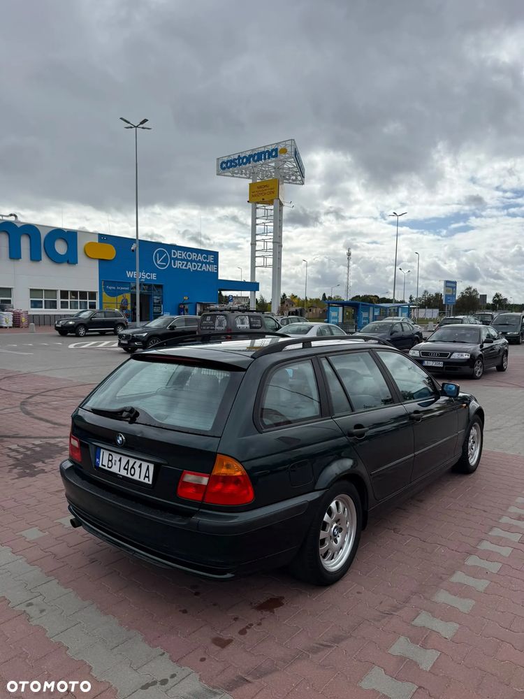 BMW Seria 3 318i - 7