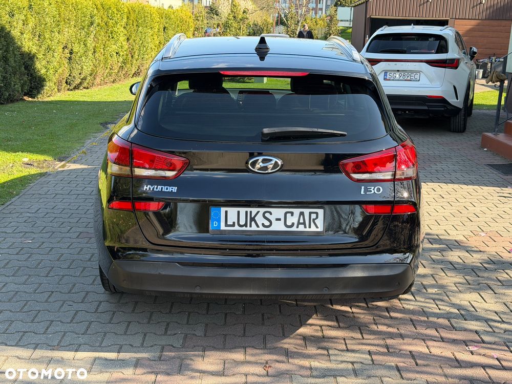 Hyundai i30 1.4 T-GDI Premiere Style - 4
