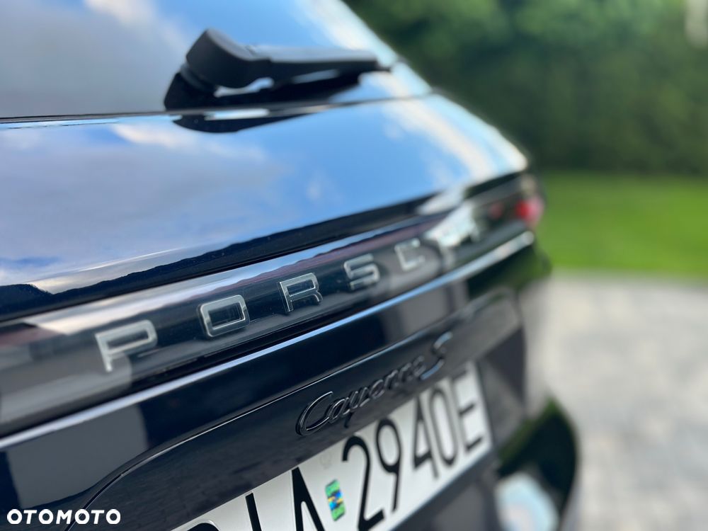 Porsche Cayenne S Platinum Edition - 18