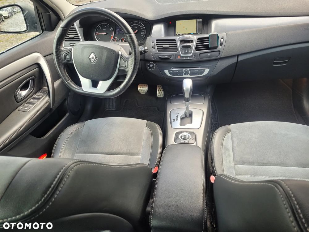 Renault Laguna dCi 175 FAP GT - 14