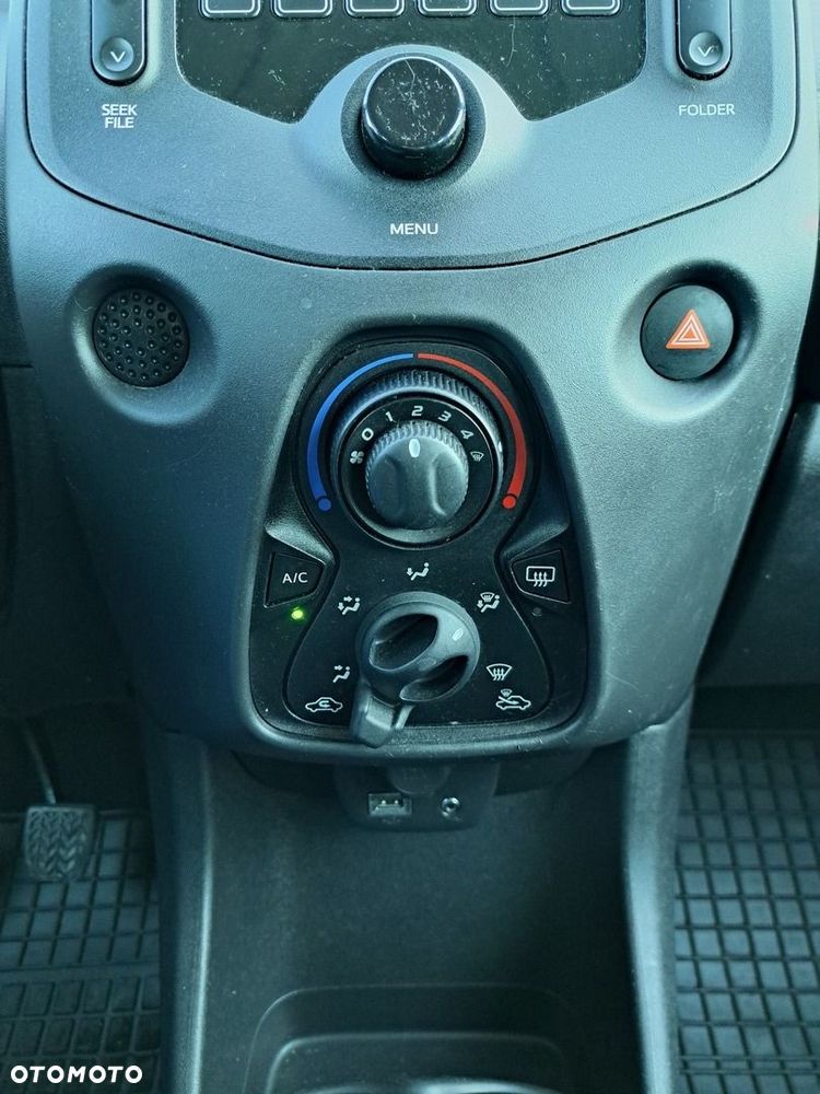 Toyota Aygo - 12