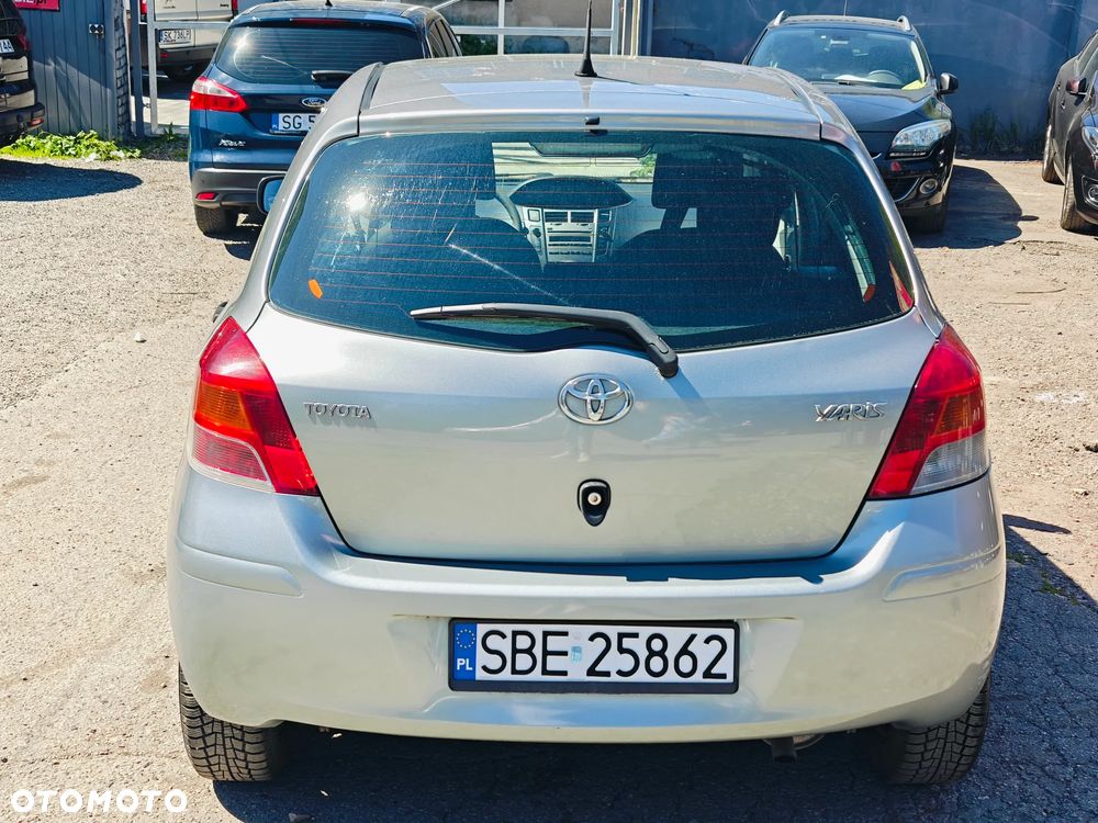 Toyota Yaris 1.33 Prestige - 33