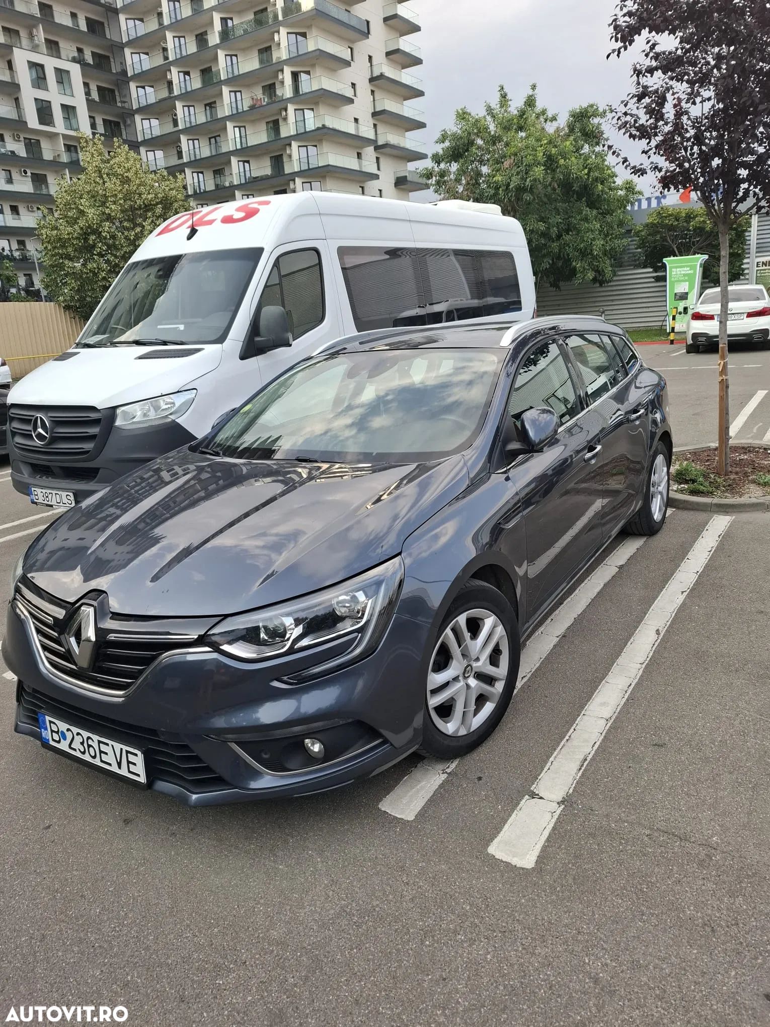 Renault Megane Blue dCi 116 Intens - 1