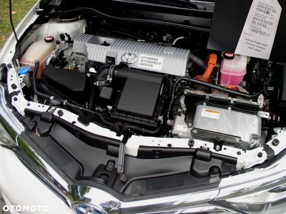 Toyota Auris 1.8 VVT-i Hybrid Automatik Touring Sports Executive - 38