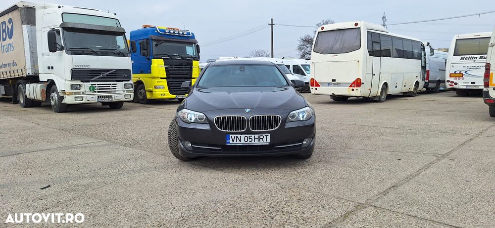 BMW Seria 5 520d Sport-Aut. - 16