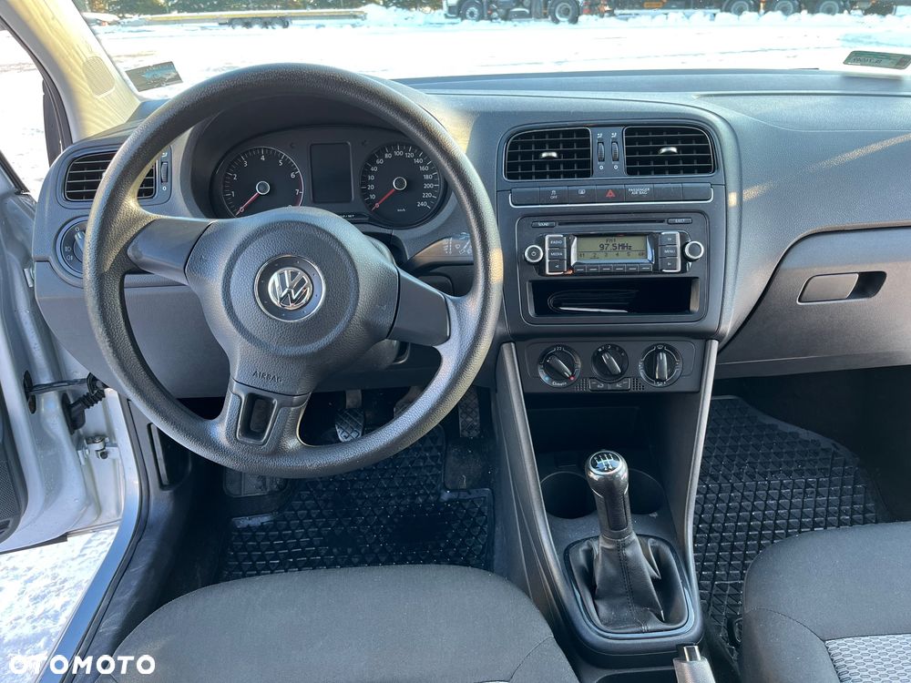 Volkswagen Polo - 10