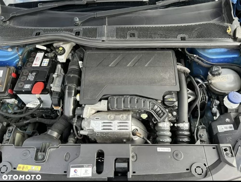 Peugeot 208 1.2 PureTech GT Line S&S - 14