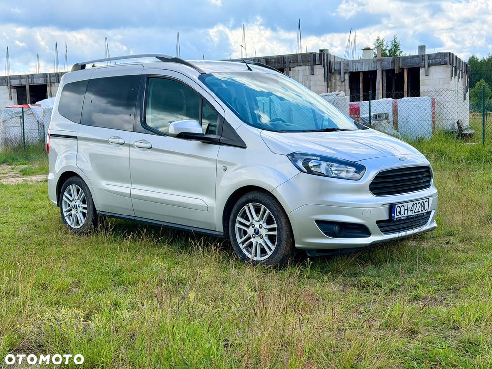 Ford Tourneo Courier 1.0 EcoBoost S&S Titanium - 7