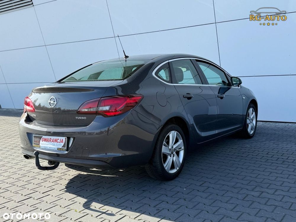 Opel Astra - 8