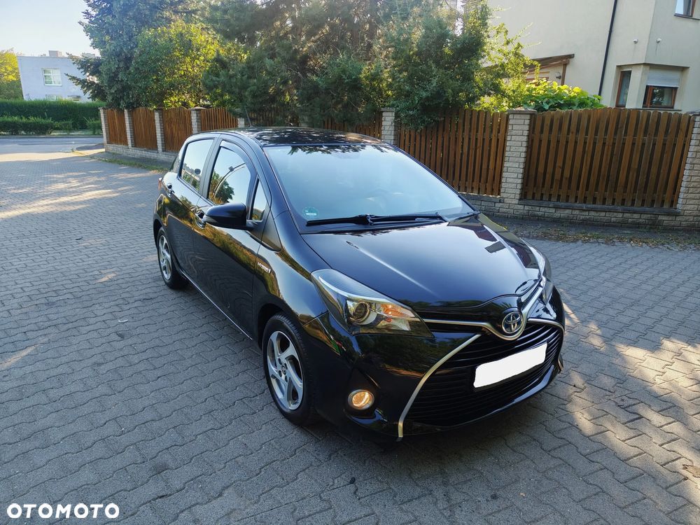 Toyota Yaris 1.5 VVT-i Comfort mit Design Paket - 2
