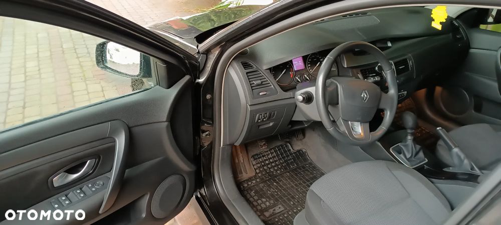 Renault Laguna 1.5 dCi Expression - 13