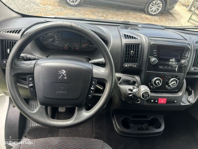 Peugeot BOXER CAB.DUPLA 2.2 HDI 165 CV 7 LUGARES - 11