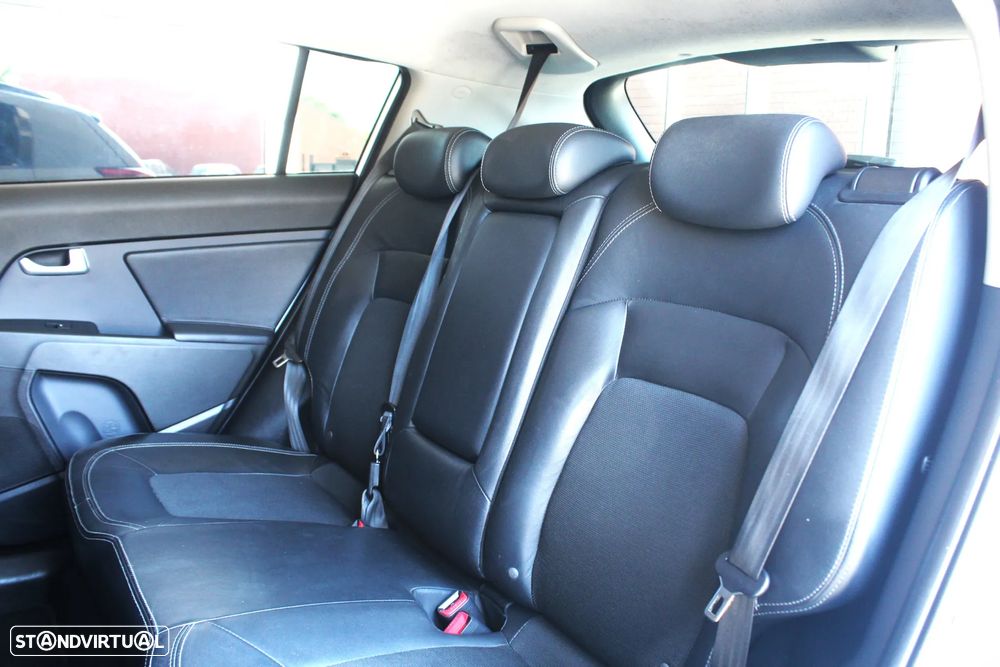 Kia Sportage 1.7 CRDI ISG TX - 31