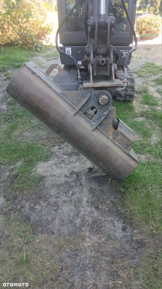 Volvo EC18E - 10