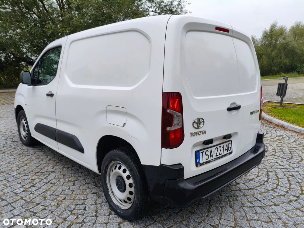 Toyota Proace City - 7