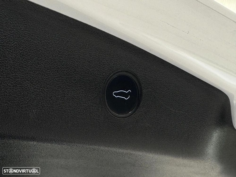 Tesla Model 3 Long Range Tração Integral - 21