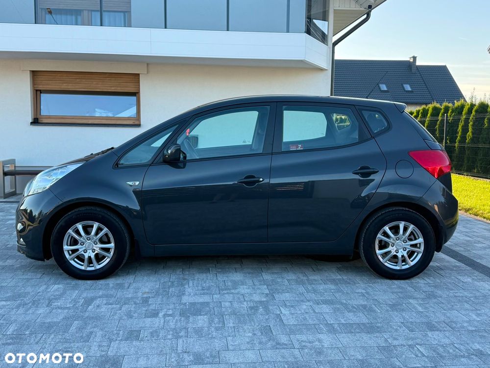 Kia Venga - 6