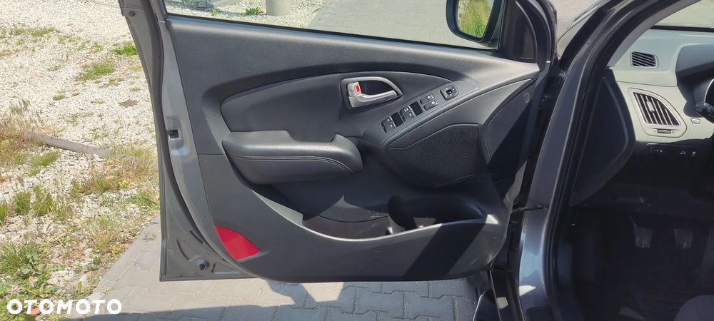 Hyundai ix35 1.6 2WD Fifa World Cup Edition - 22