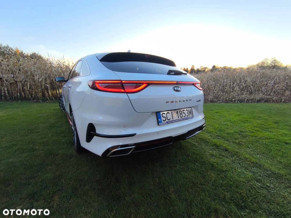 Kia ProCeed 1.4 T-GDI GT Line DCT - 11