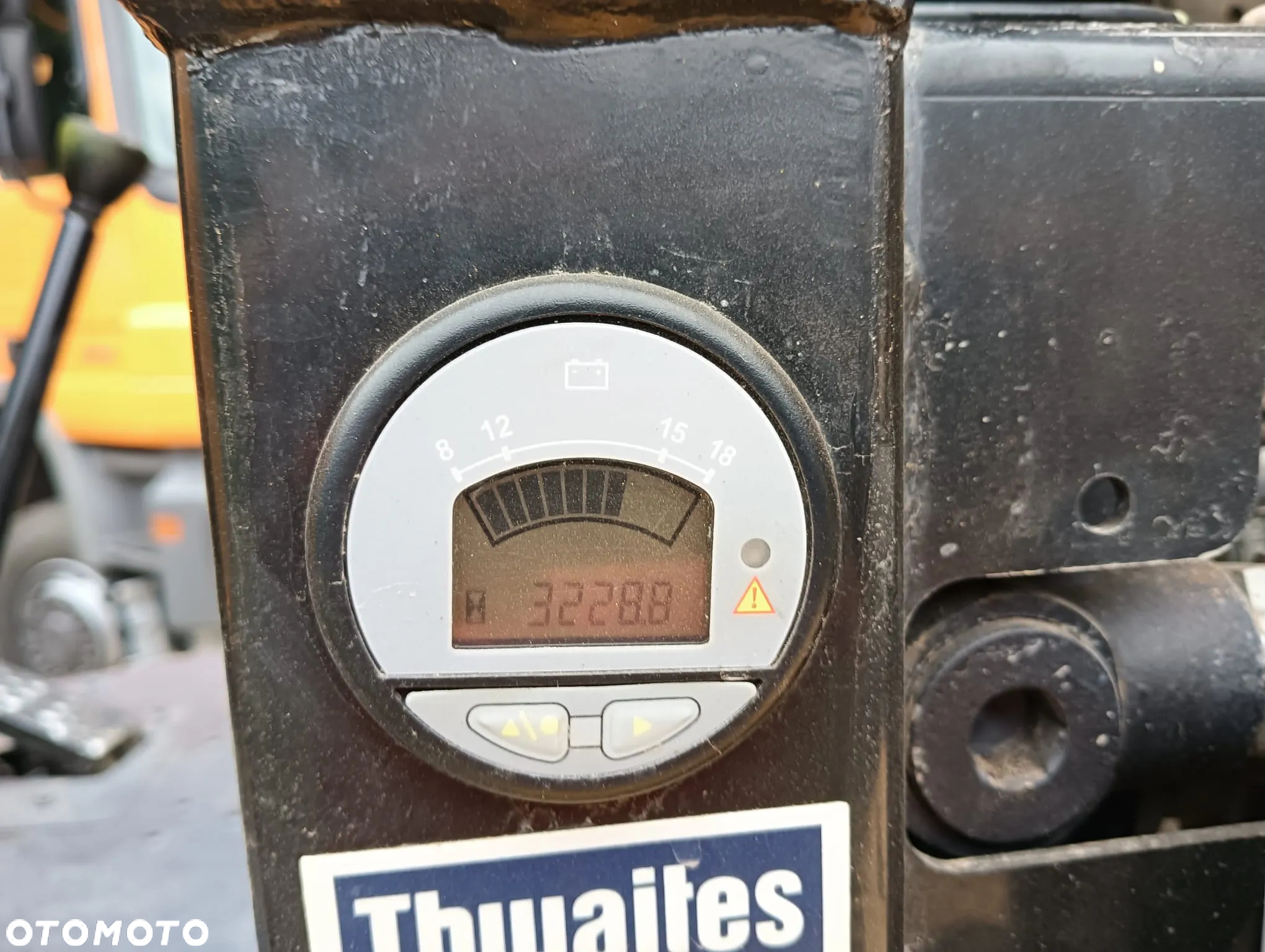 Thwaites 2015 r | 6 ton | 3 300 mth | wozidło budowlane obrotowe - 9