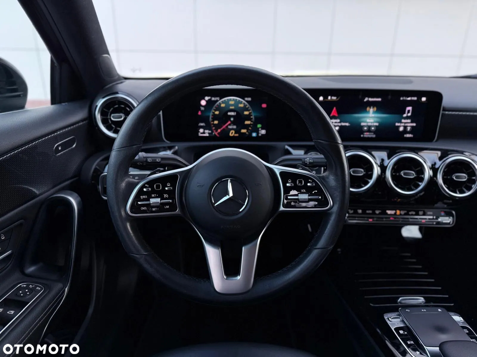 Mercedes-Benz Klasa A 200 d 8G-DCT Special Edition - 18