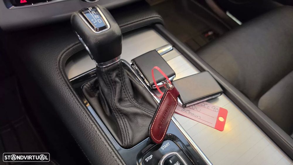 Volvo XC 90 2.0 D4 Momentum - 47