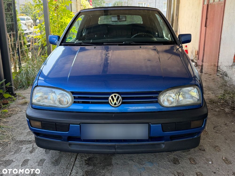 Volkswagen Golf - 2