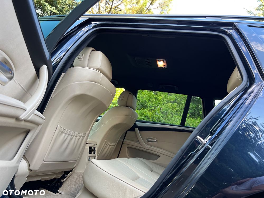 BMW Seria 5 530d xDrive - 22
