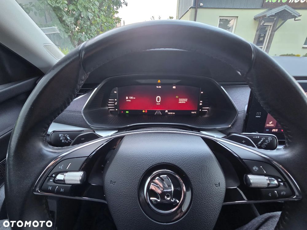 Skoda Octavia 2.0 TDI Style DSG - 23