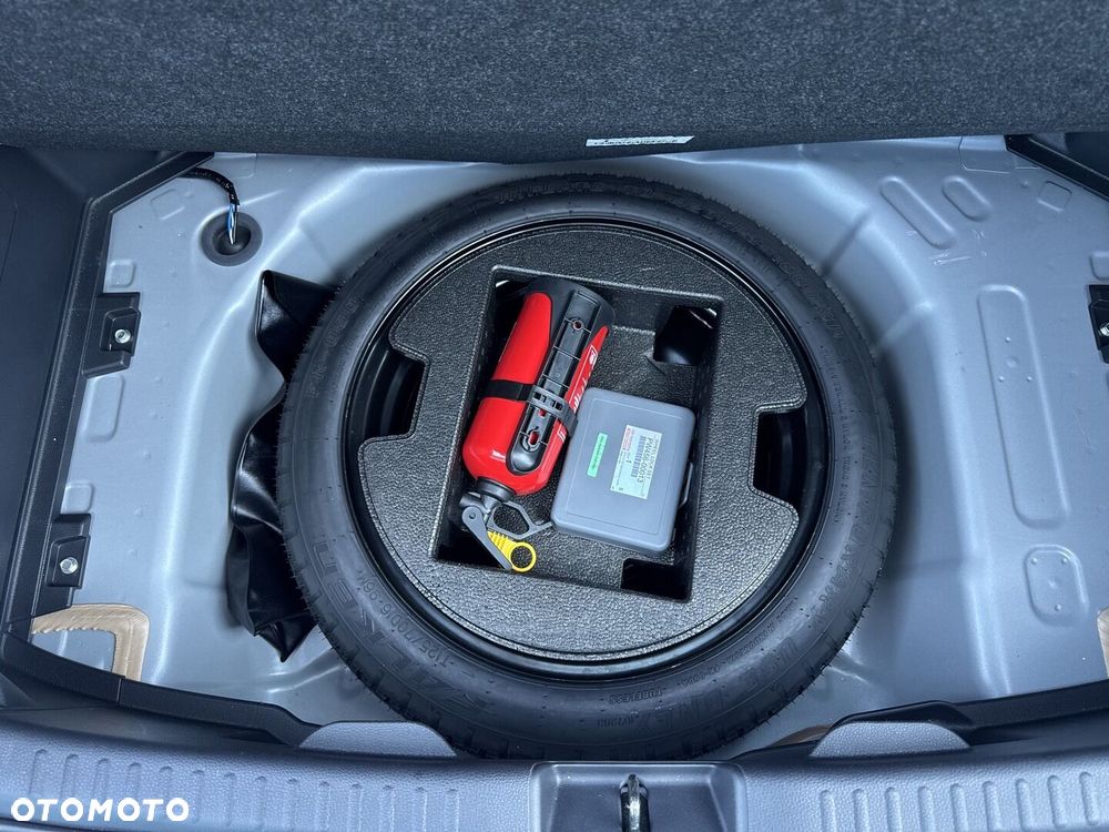 Toyota Yaris - 17