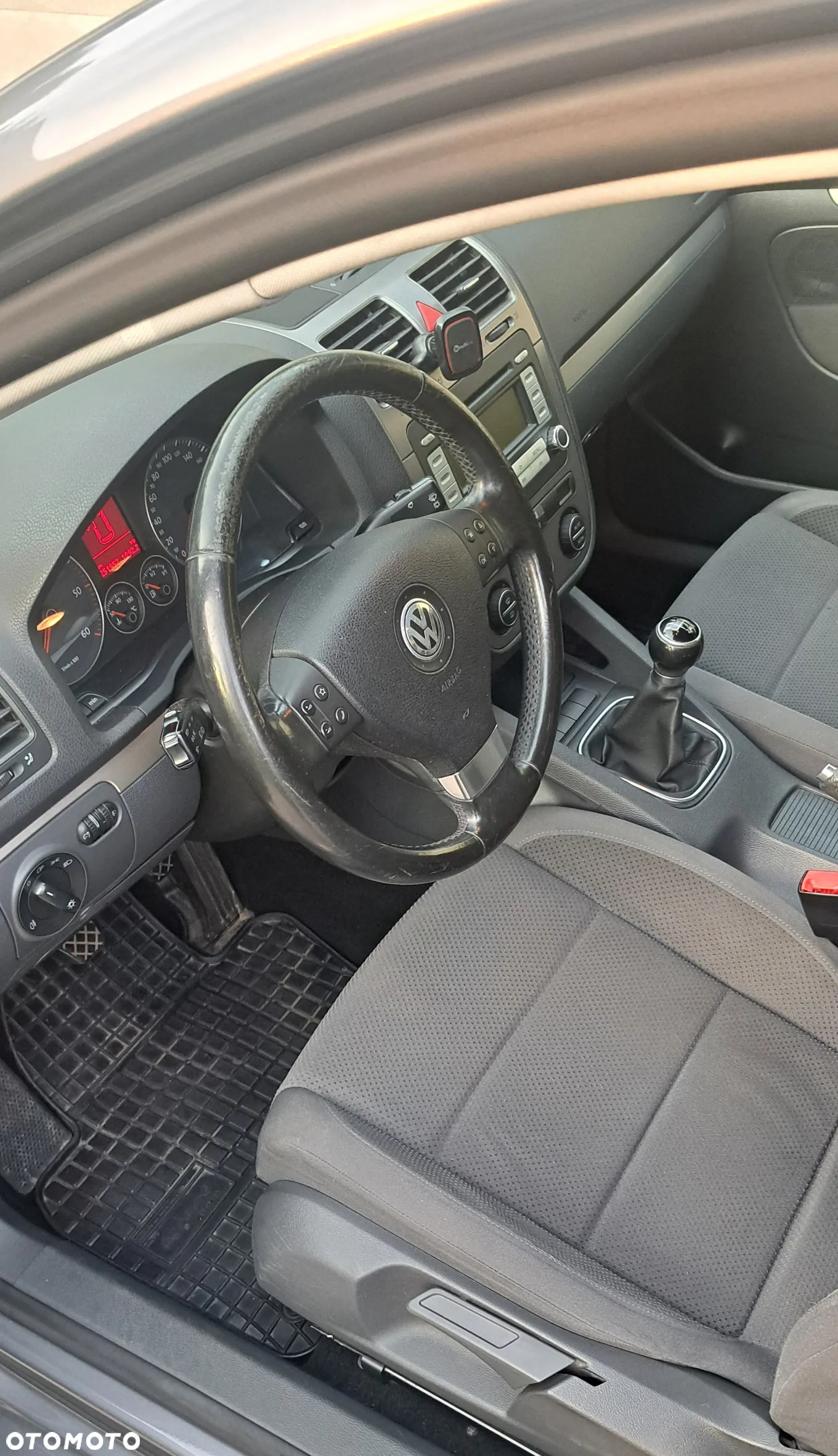 Volkswagen Golf - 8