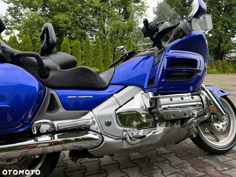 Honda GL - 24