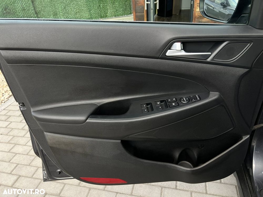 Hyundai Tucson blue 1.7 CRDi 2WD Style - 20